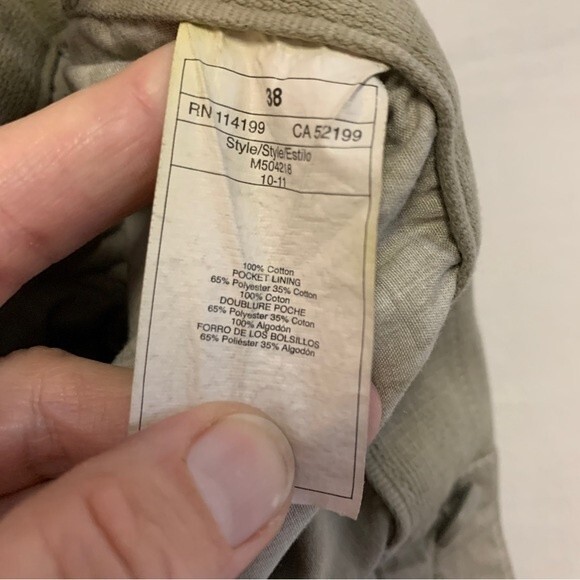 Quicksilver Tan Flat Front Chino 10" Inseam Shorts Size 38 - Picture 5 of 13